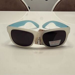 Vintage Deadstock 80s 90s Unisex Aqua Translucent Color Changing Sunglasses